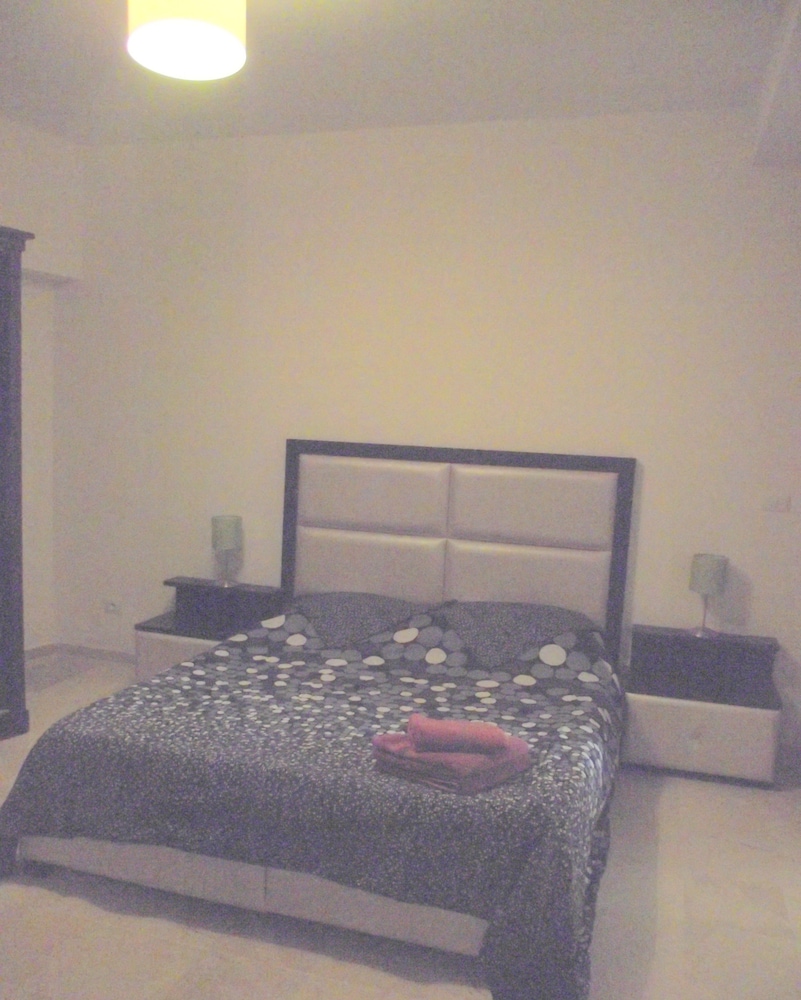The Dunes Apartments view 4