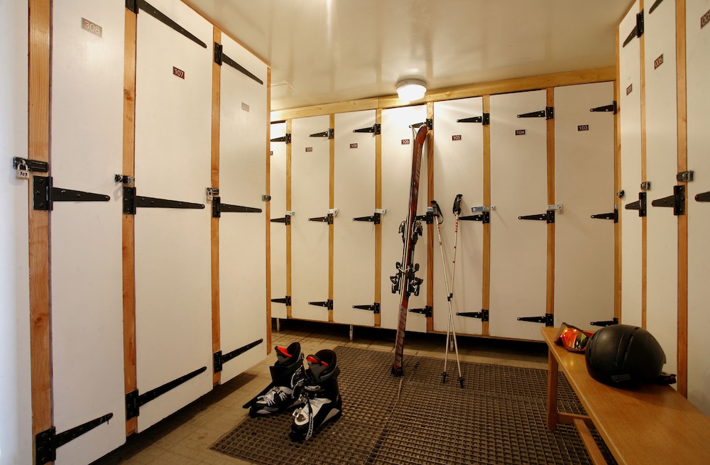 Huez Vacations - Hotel Eliova - Le Chaix - Property Image 4