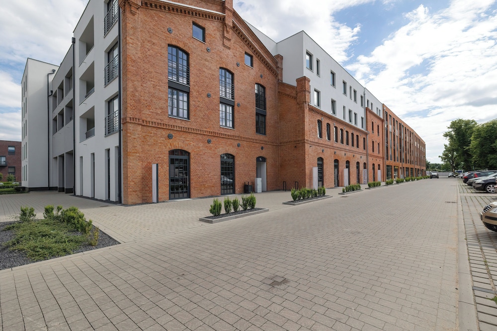 Cozy Apartment in Szczecin by Renters view 3