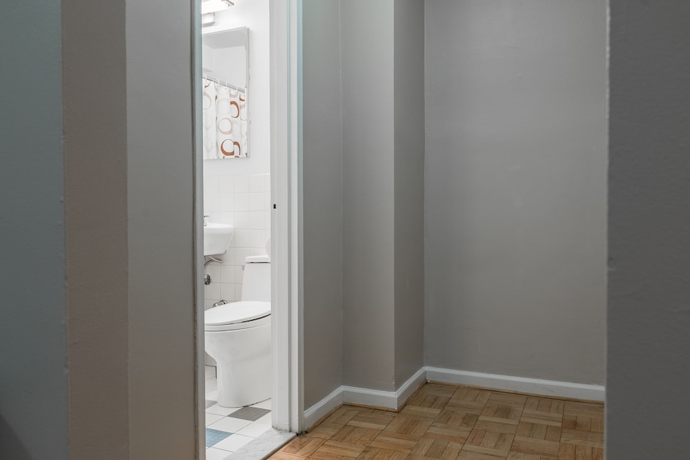 Lovely 1 Bedroom New York Apartment