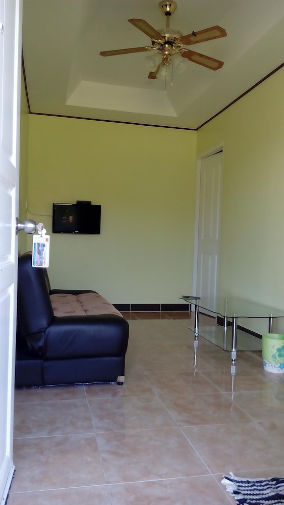 San Pedro Vacations - Hotel Catamaran - Property Image 3