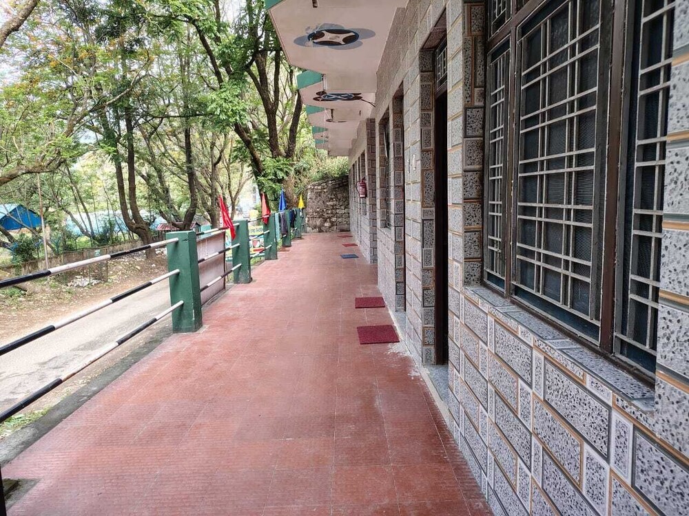 Hotel Radha Krishna