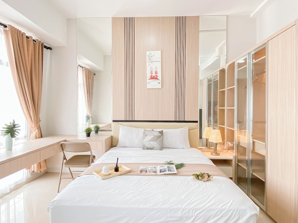 1Br At Apartment Vasanta Innopark Near Mm2100 Area