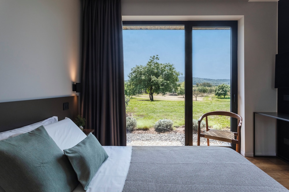 Scorzamara Country Lodges