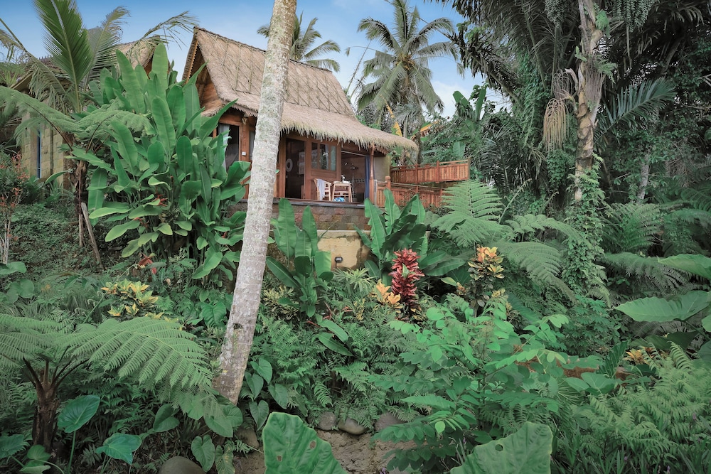 Lawani Resort