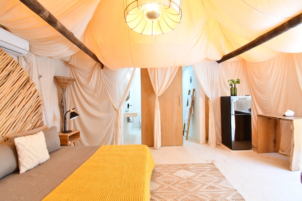 Arena y Mar Seaside Glamping Adults Only