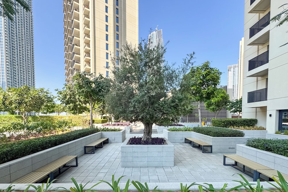 PVH - Serene Central 2BR - Creek Horizon