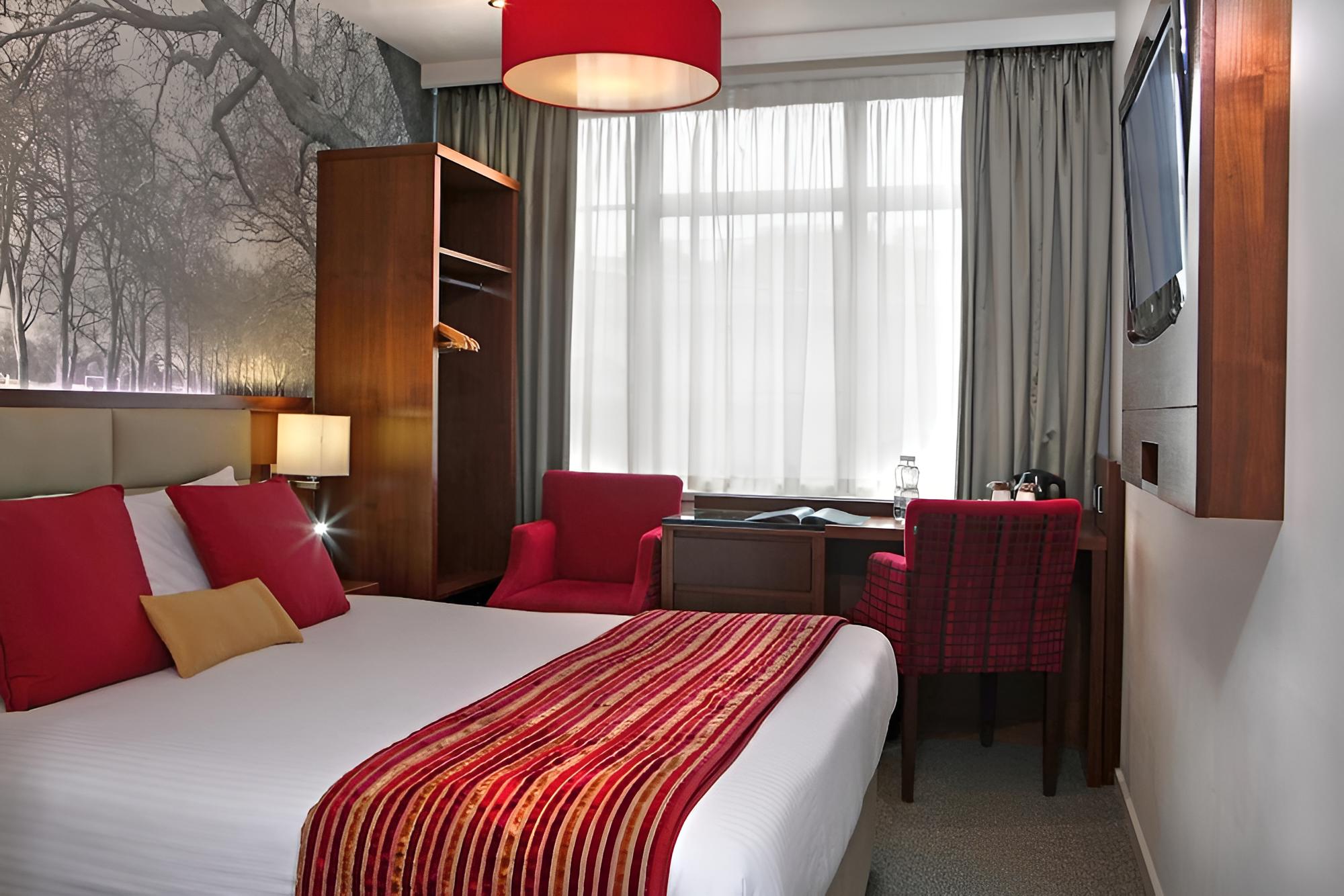 Seraphine Kensington Olympia Hotel