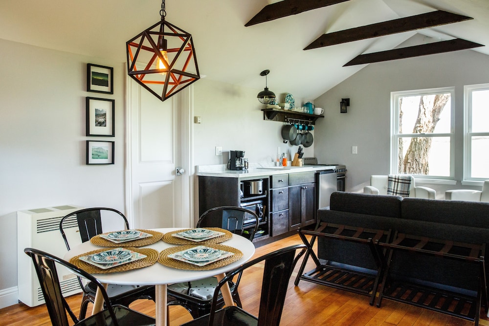 Canon City Vacations - Hillside Colorado Cottages near Westcliffe - Property Image 1