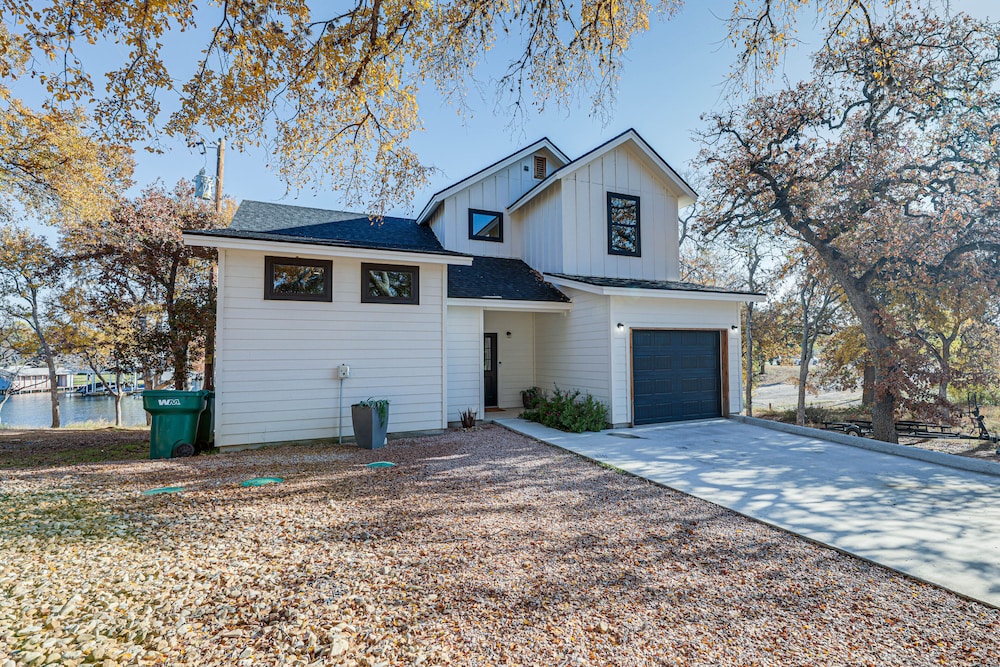 Marble Falls Vacations - Pet-friendly Lake LBJ Retreat w/ Deck  Hot Tub! - Property Image 1