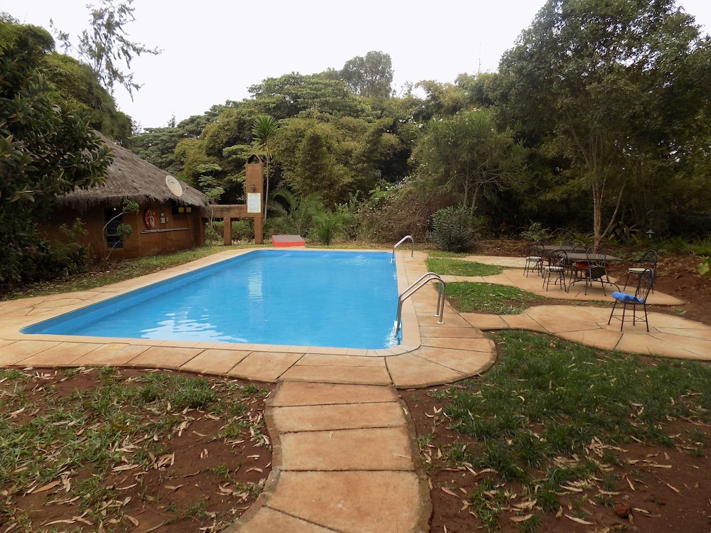 Octagon Lodge