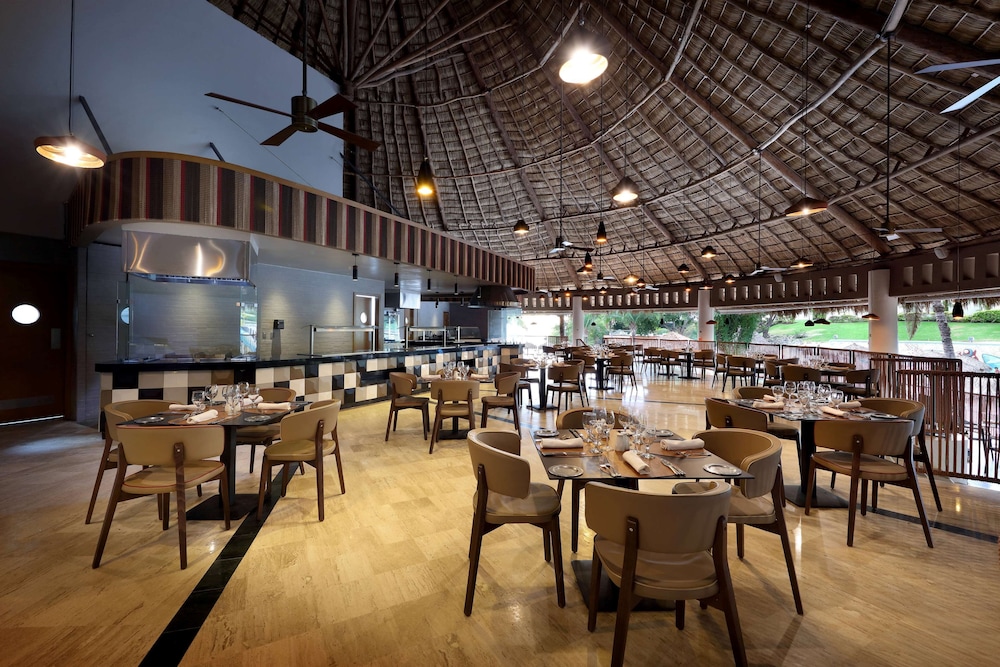 Grand Palladium Vallarta Resort  Spa - All Inclusive - Property Image 118