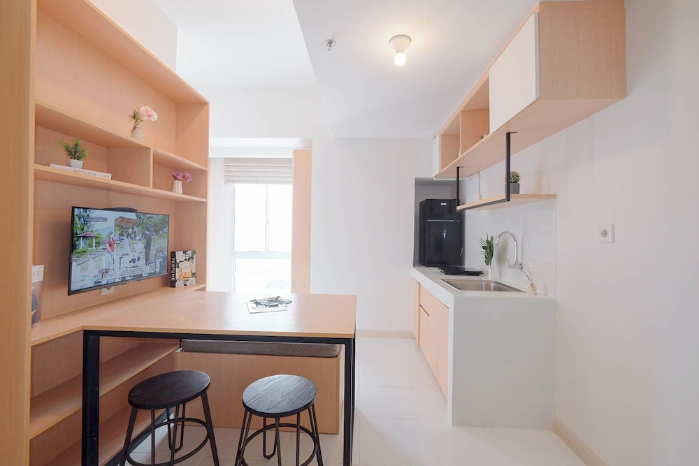Cozy And Spacious 2Br Apartment Tokyo Riverside Pik 2