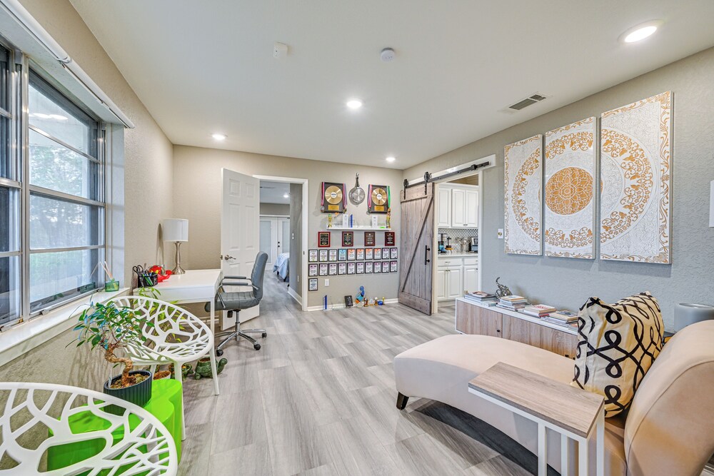 3-acre Retreat: 6 Mi to Stillhouse Hollow Lake