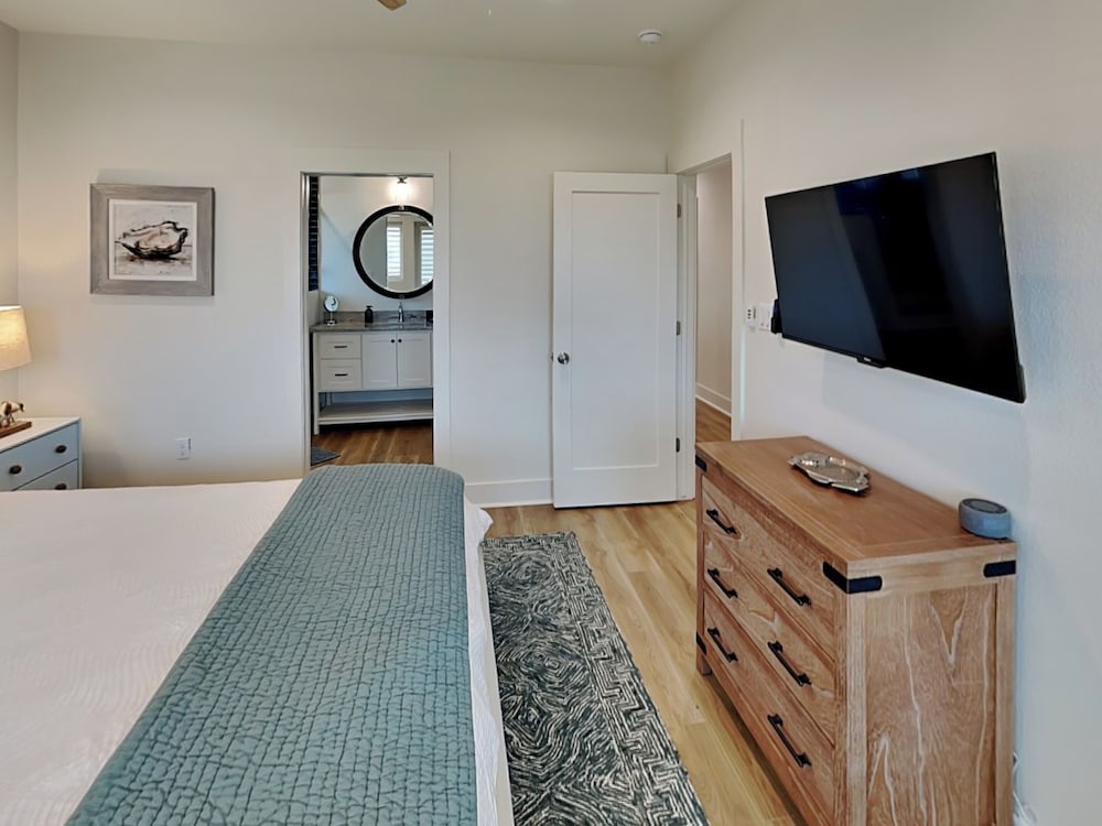 Glory Daze by Silver Sands Vacation Rentals
