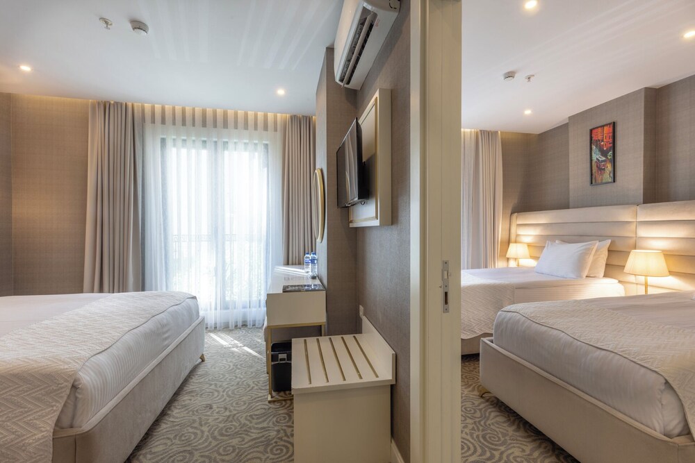 Mr Beyaz Butik Otel - Image 35