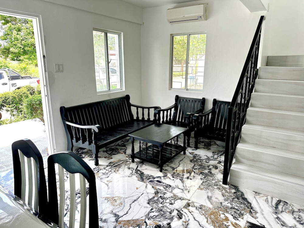Elegant 4Br House near Clubhouse - Pool