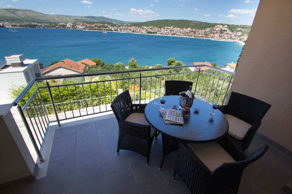 Apartments Kelic view 5
