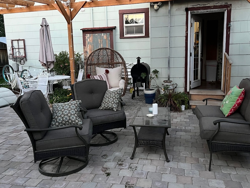 Butte Valley Bed and Breakfast view 4
