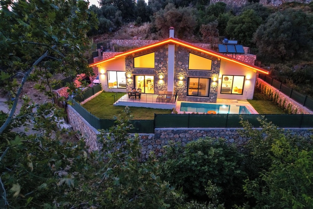 Yaka Esinti Villa