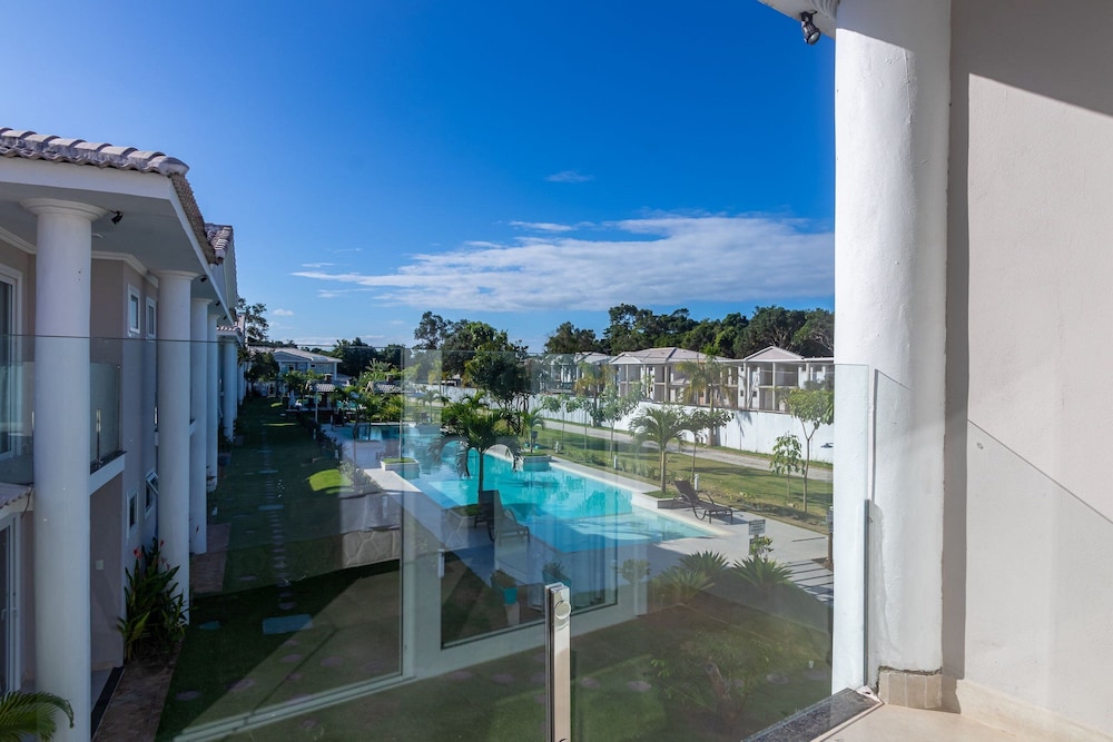 Houses in Condominium Near Pitinga Beach - MGI