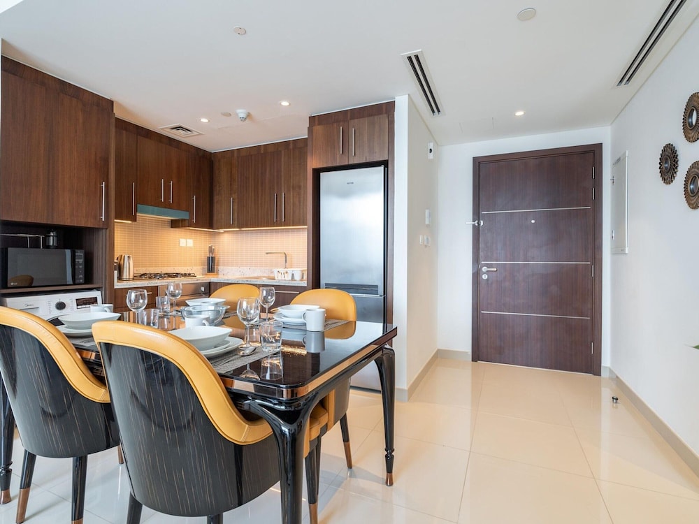 1BR Dlx City View Near Dubai Mall by Belvilla