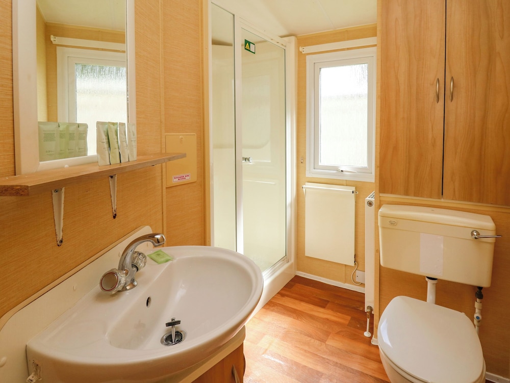 Caravan 2 at Blackmoor Farm