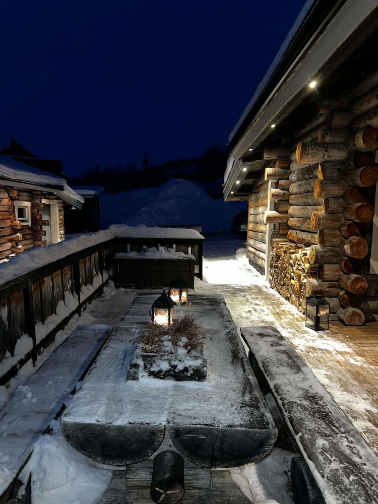 Aurora Bliss Cabin Retreat