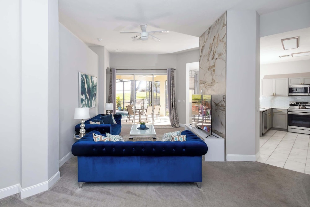 Silver Lining Luxury for 10!