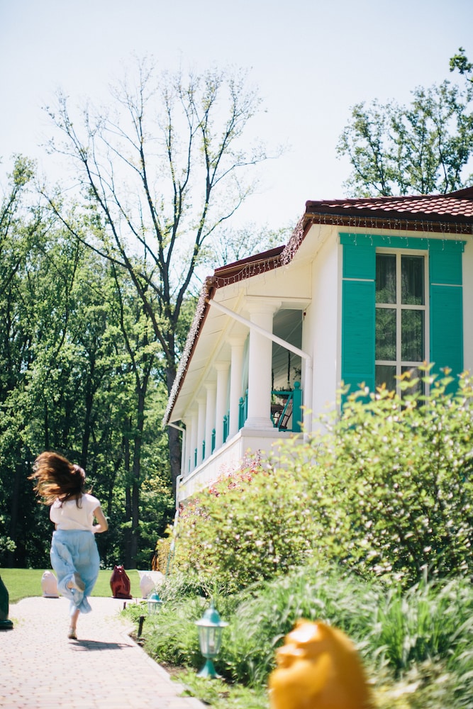 Nasha Dacha Country Estate