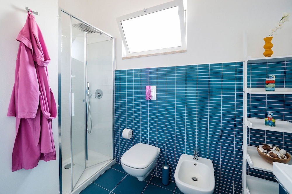 Rifugio a Mare en Noto — bathroom