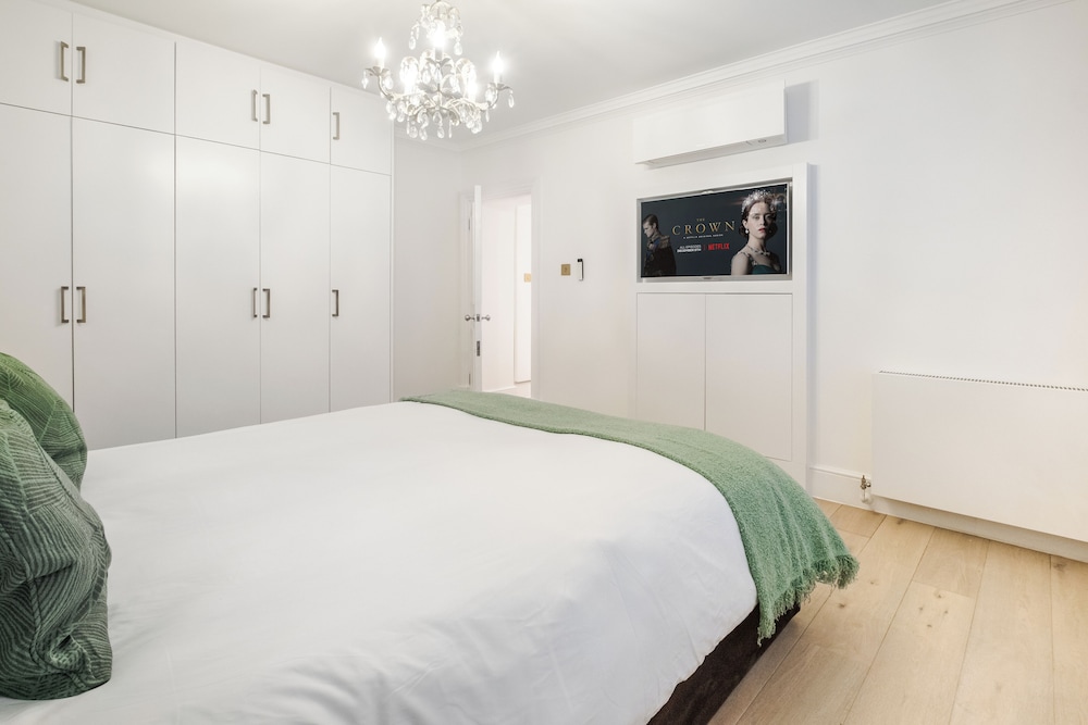 Luxury 2 Bedroom Oasis in Central London