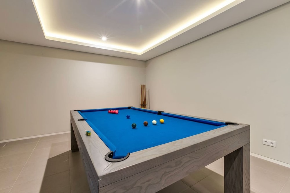 2 Rua das Palmas Luxurious Stylish and Modern L