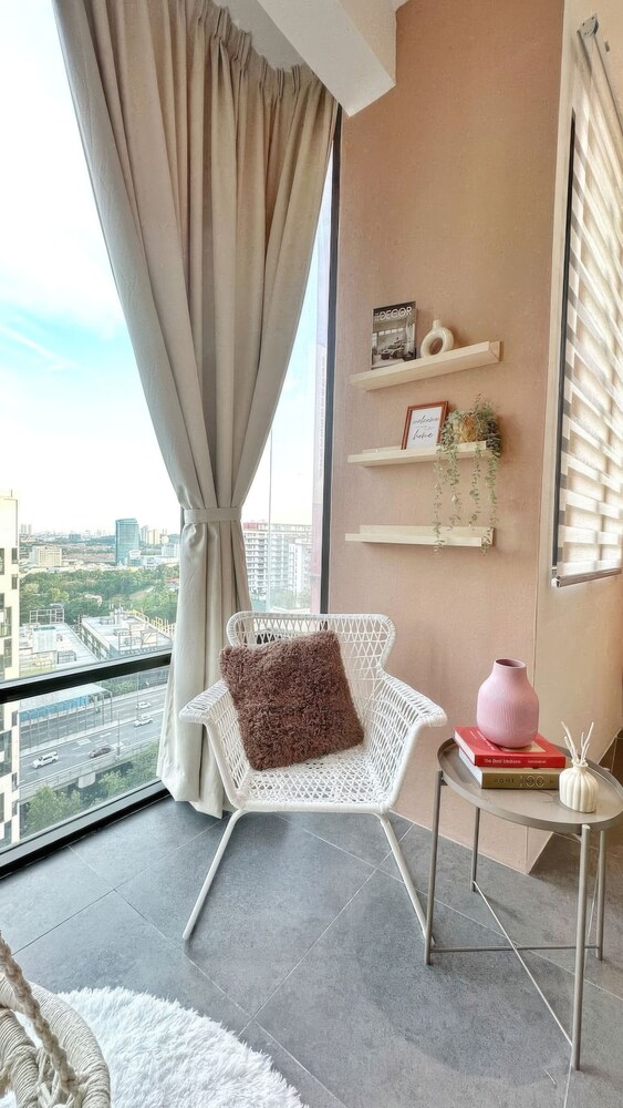 Empire Damansara Retro Apartments