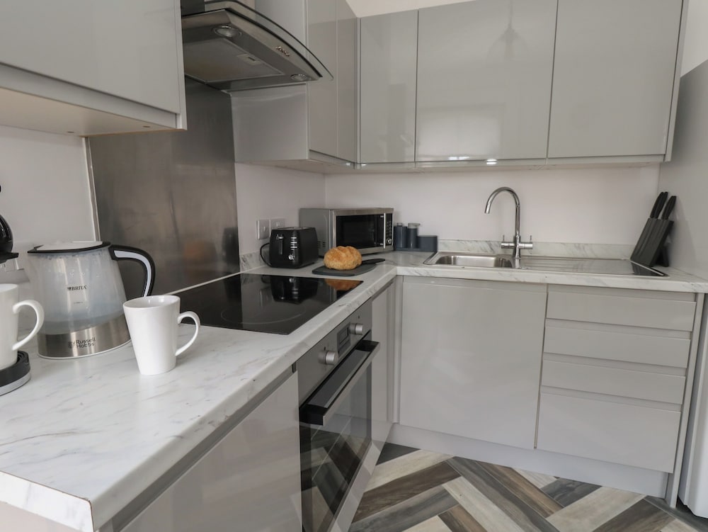Flat 4 - Hengistdury