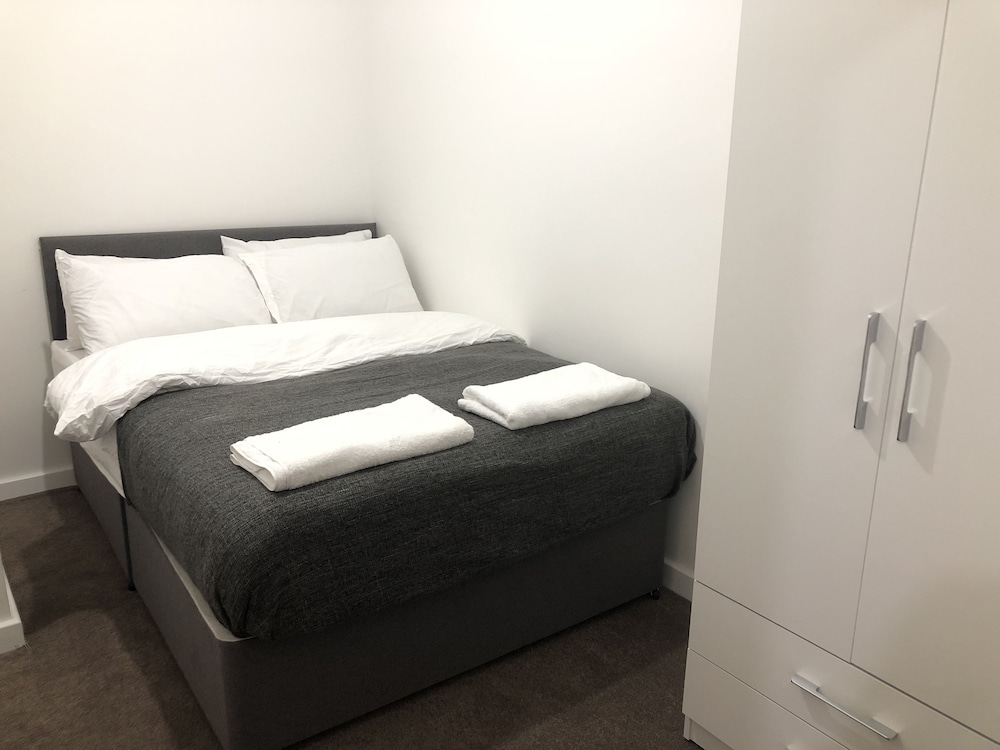 Leicester Vacations - Showcase Apartments - Highcross House Apart Hotel - Property Image 35
