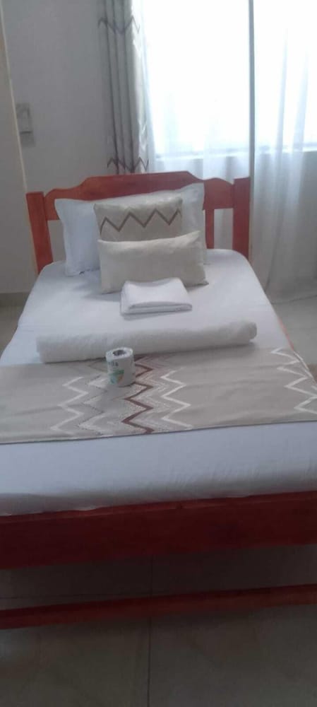 Lux Suites Rosavosa Apartments Bamburi