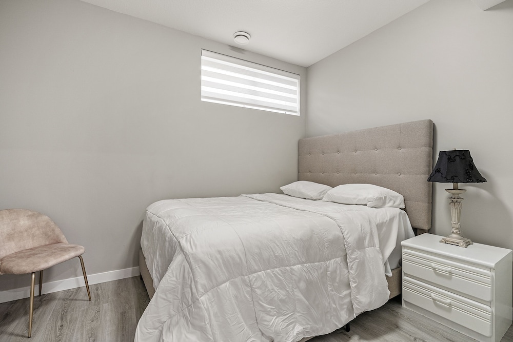 2 Bedrom 3 Beds Suite - Image 4