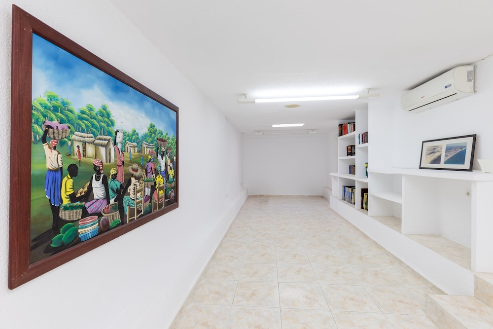 Coral Seashell Ground Floor by Fidalsa