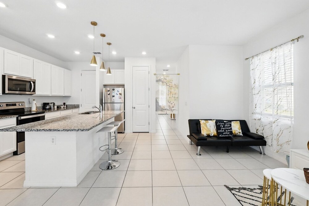1421ds-the Enclaves At Festival 3 Bedroom Townhouse
