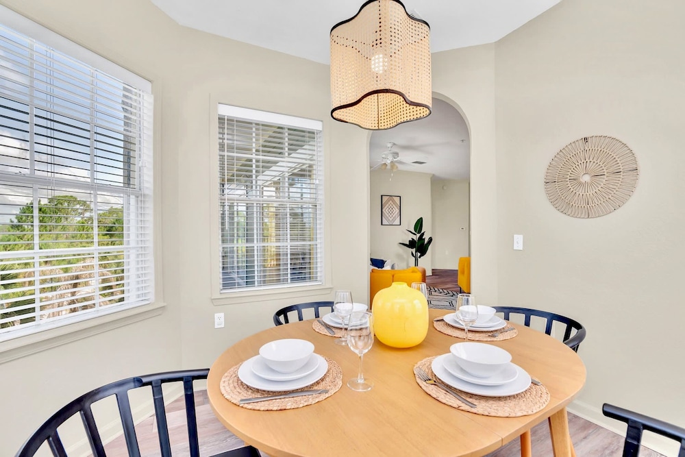 3BR Condo - Pool Hot Tub Sauna - Near Disney