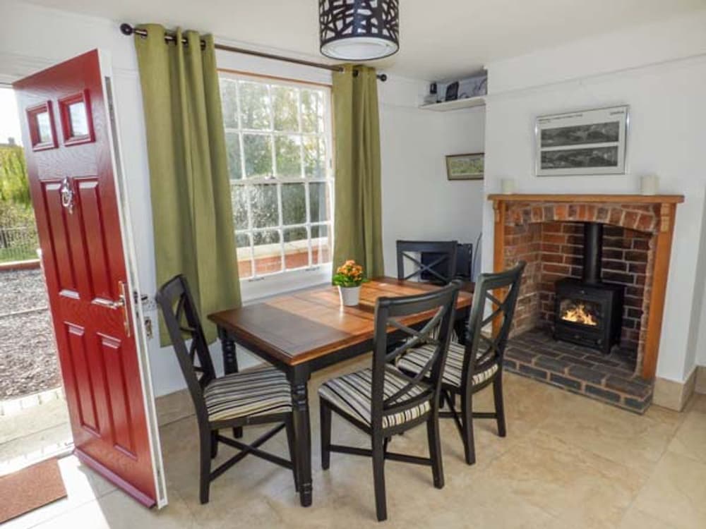 1 Willow Cottage