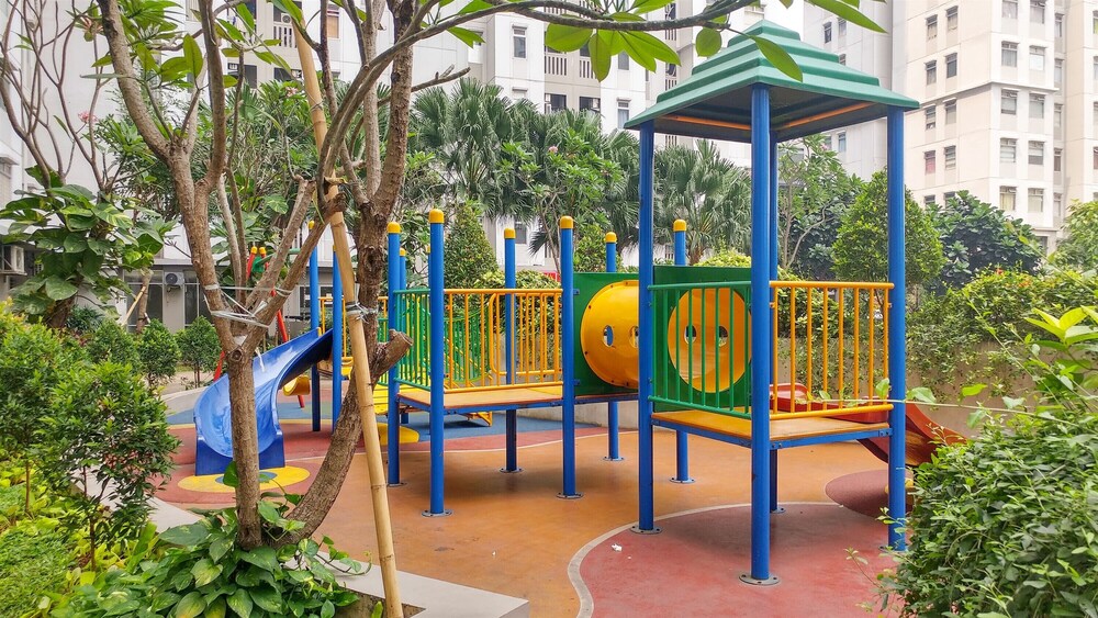 Simply 2Br Apartment At Green Bay Pluit