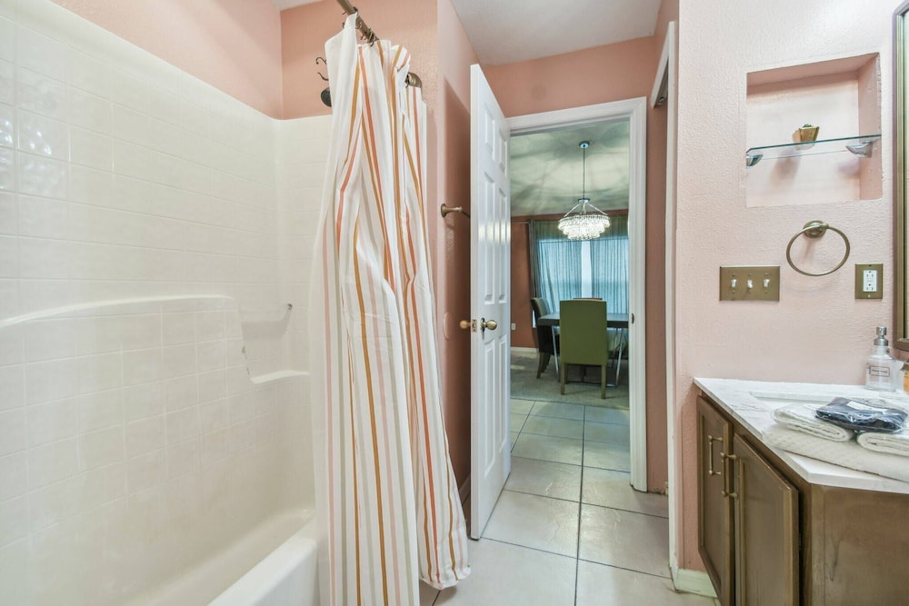 Lake Berkley 5br, Pool, Near Disney