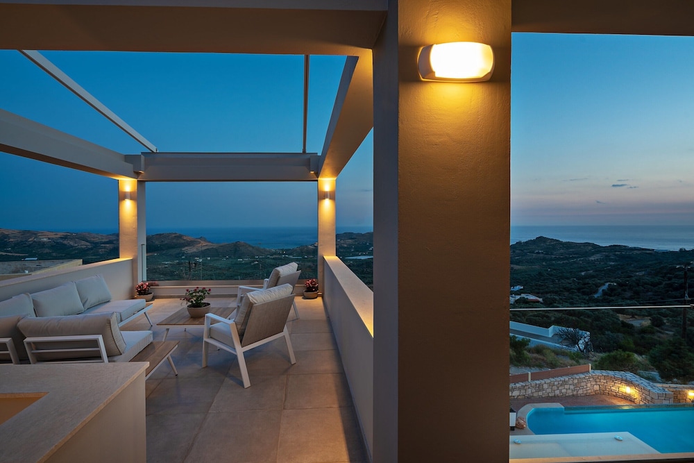 Villa in Mariou With Pool Near Plakias Beach
