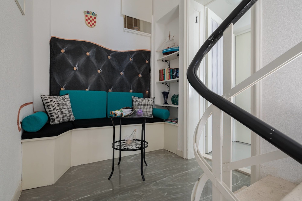 PLR Accommodation