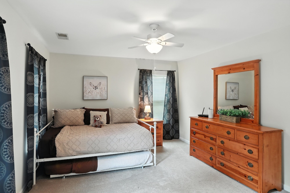 Lowcountry Luxury Near Palmetto Bluff 4 Bedroom Home
