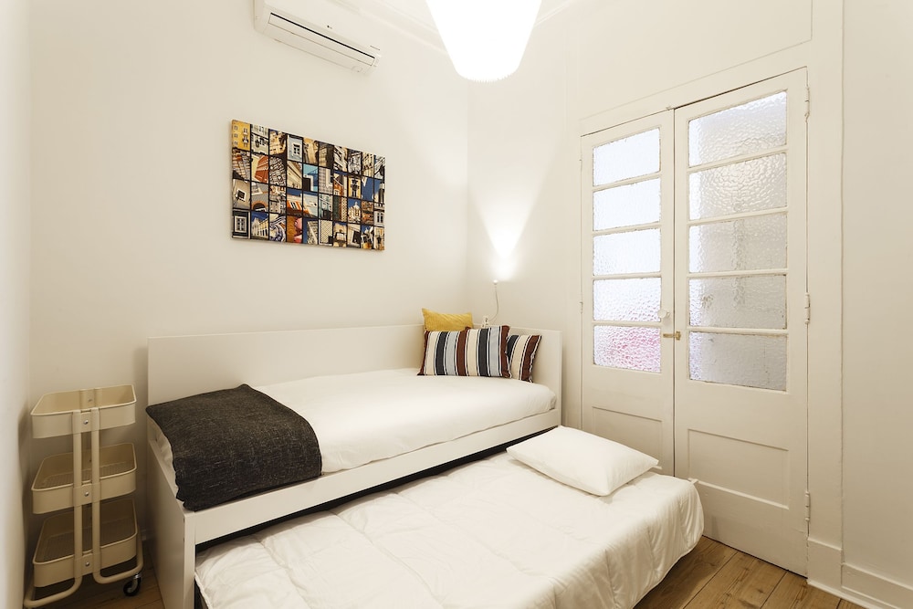 Fanqueiros Deluxe Apartment view 4