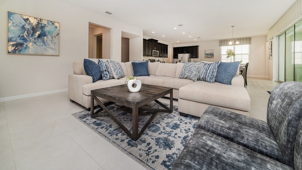 Solara Resort 5 Bedroom Home with Pool+Spa 5 Home