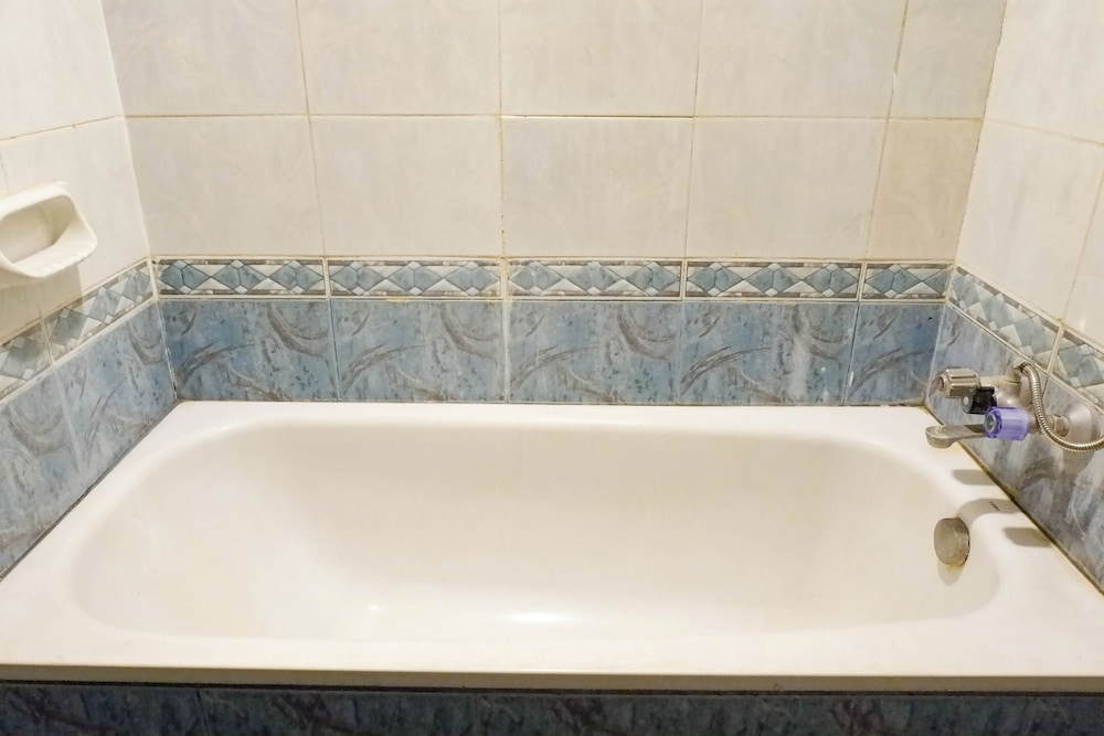 Best Deal 2Br Apartment At Taman Beverly